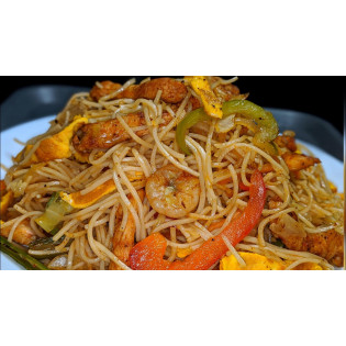 Schezwan mixed non veg Noodles